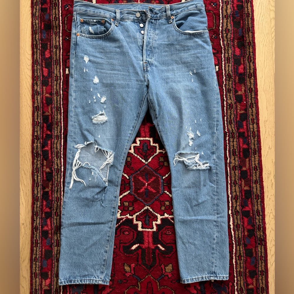 Distressed Blue 501s